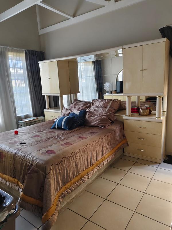 3 Bedroom Property for Sale in Waterval East North West